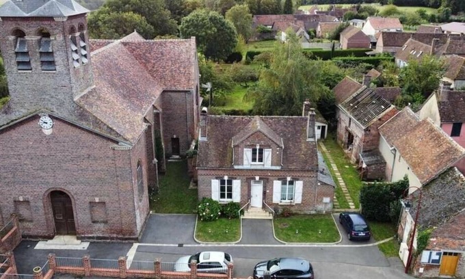 Saint-Germain-la-Poterie House | Bonne nuit