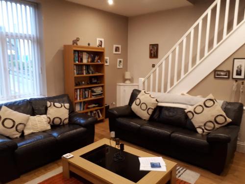 Colne Apartment | Bonny Colne On The Hill