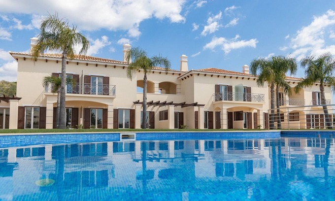 Branqueira Villa | Book for 2024 your luxury 3 bedroom, Villa Cascata, pool, close to Olhos de Agua