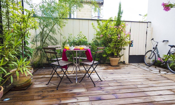 Le Bouscat Apartment | BORDEAUX - Studio with mezzanine - Terrace - Jacuzzi - Parking