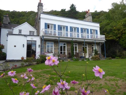 Taicynhaeaf House | Borthwnog Hall