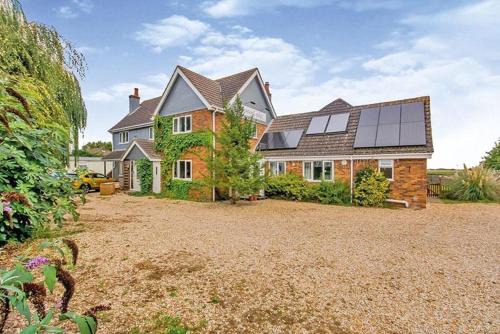 Frampton House | Boston Lodge