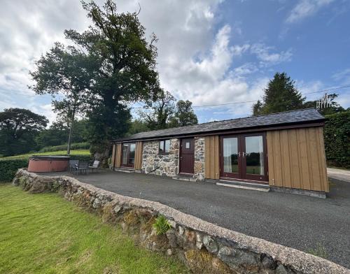 Llanuwchllyn House | Bothi
