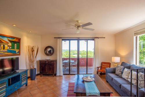 Brasilito House | Boungainvillea 1203 Luxury Apartment - Reserva Conchal