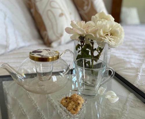 Quinns Rocks Apartment | Boutique Coastal Retreat for Couples or Singles