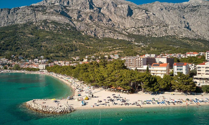 Baska Voda Hotel | Boutique hotel Noemia