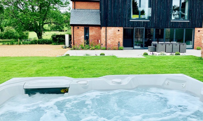 New Forest District House | Boutique luxury house with "Hot Tub" in rural New Forest, sleeps 11