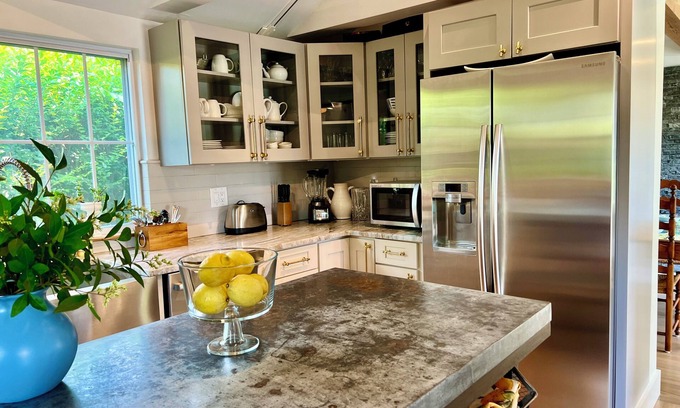 Jamestown House | Boutique Retreat - Jamestown, RI's Hidden Gem!