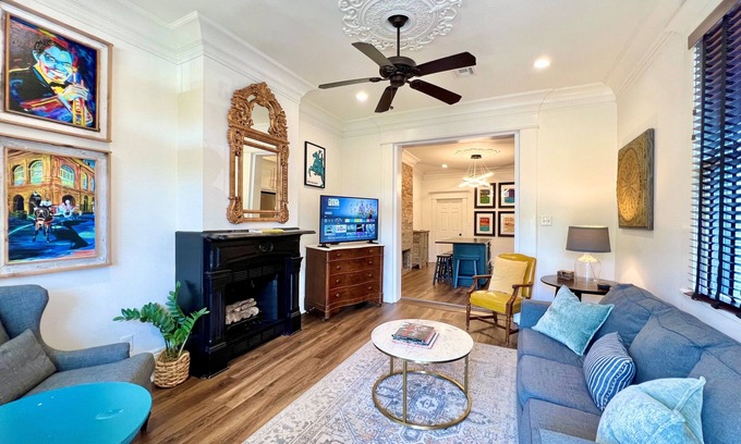 Tulane - Gravier House | Boutique Shotgun Near NOLA Main Attractions