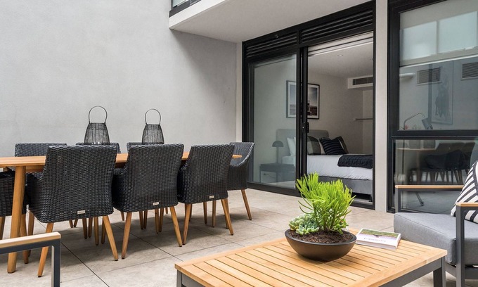 Glen Iris Apartment | BOUTIQUE STAYS - Axel Apartments G02 The Faircroft