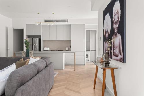 Camberwell House | Boutique Stays - Milk & Honey