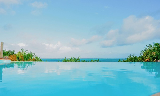 Trou d'Eau Douce Bed & Breakfast | Boutique vllla on the rocks