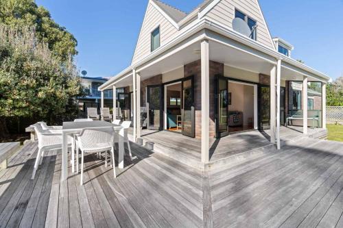 Bowentown House | Bowentown Beauty