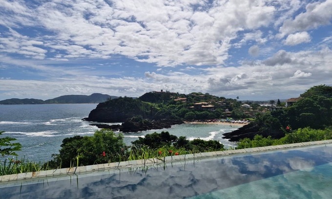Albatroz House | AMAZING HOUSE WONDERFUL SEA VIEW 4 suites/8 people/gourmet/pool.