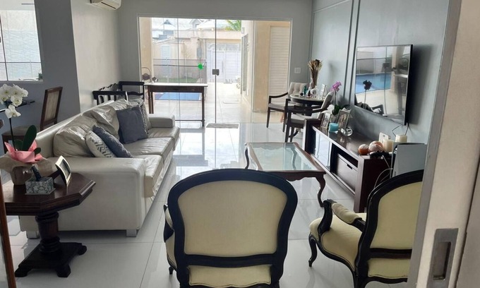 Recreio dos Bandeirantes House | Mansão Luxuosa 5 Suítes, Riviera del Sol com Empregada Domestica Inclusa
