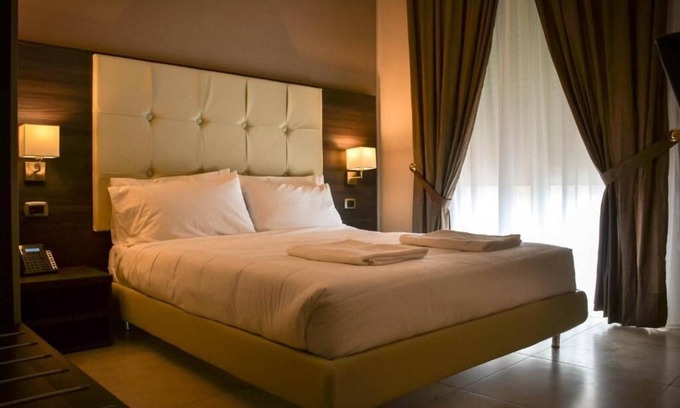 Pagani House | Brain Rooms & Suites