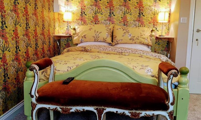 Gainsborough Bed & Breakfast | Brampton Dales Farm