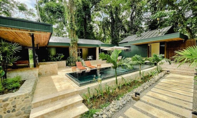 Manzanillo Villa | BRAND NEW 5-Star LUXE The Oasis - Family Villan