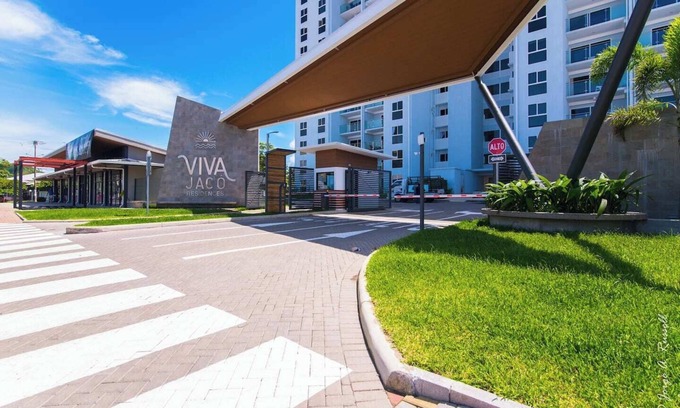 Barrio Santa Lucia Apartment | Brand new apartment at Viva Jaco