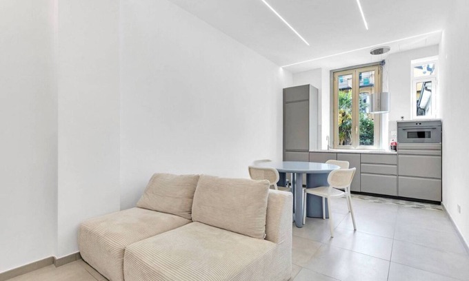 Zona Farini Apartment | Brand New apartment in ISOLA