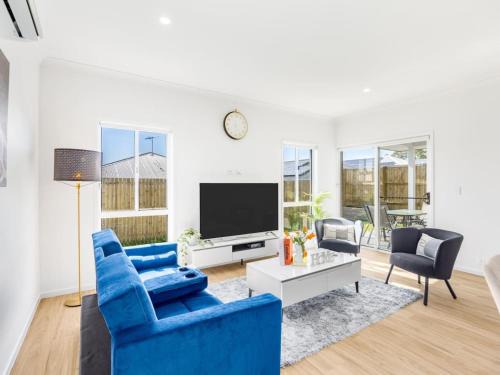 Greenbank House | Brand New Comfy Home 4Bedroom designer furniture