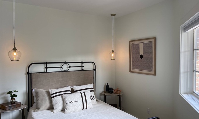 Lexington Apartment | BRAND NEW CONSTRUCTION LUXURY BOUTIQUE HOTEL SUITE