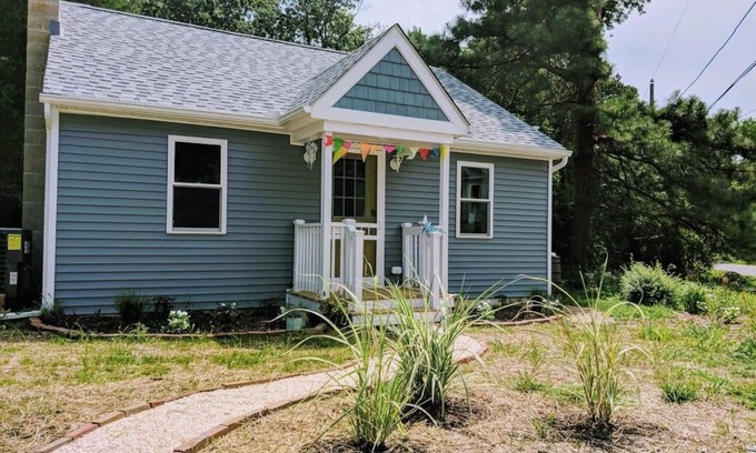 Rock Hall House | Brand New Cottage Steps from the Beach!