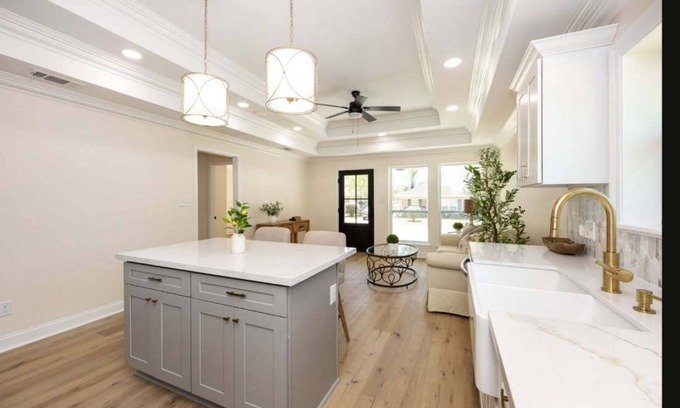 Mid City South Cottage | Brand New Cozy Cottage