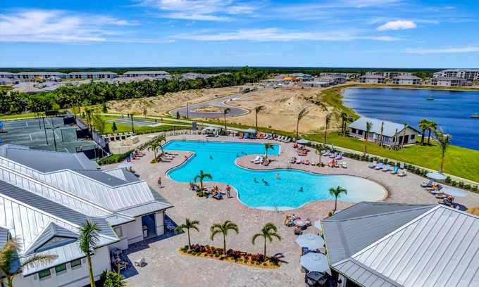 Punta Gorda Condo | Brand-new golf course-front condo with heated pool, tennis, golf, gym, balcony