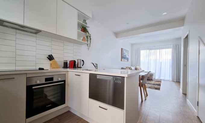 Auckland House | Brand New House by Botany - Parking