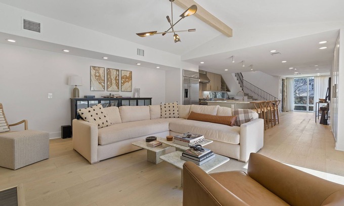 Barton Heights House | Brand New Listing for SXSW Week! Short Walk to Lake, Downtown and Zilker Park!