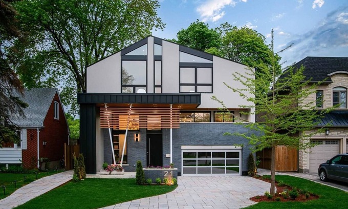 Willowdale House | Brand New Modern Mansion
