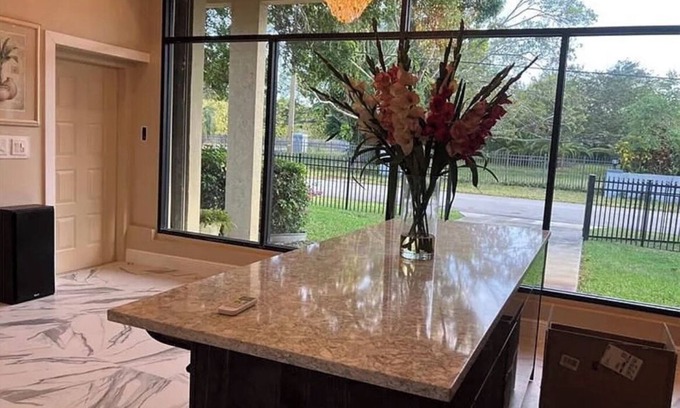 Sandalfoot Cove Apartment | Brand new one bedroom apartment