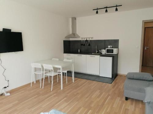 Palmovka Apartment | Brand new studio apartment #30 in brand new building FREE PARKING close to center