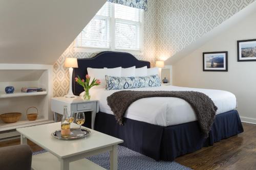 Nantucket Town Bed & Breakfast | Brass Lantern Inn