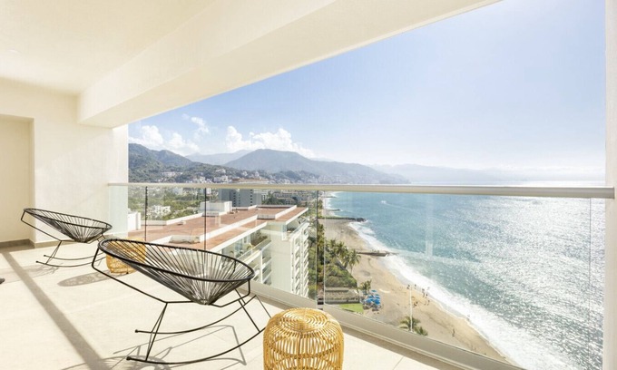 Olimpica Apartment | Breathtaking 2BR Oceanfront Paradise with Panoramic Views