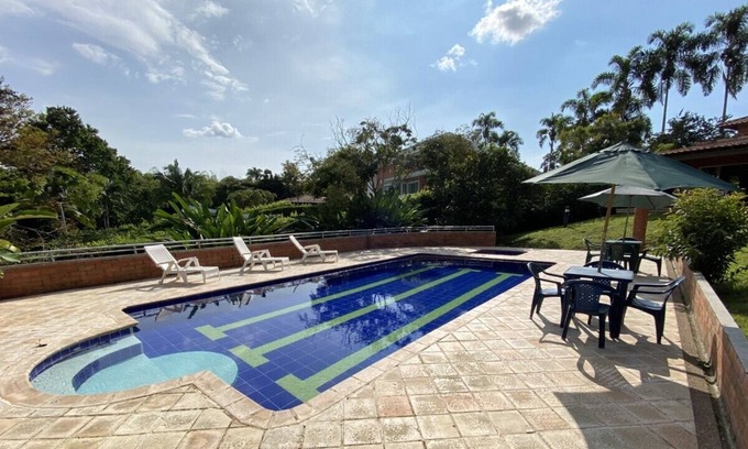 Pereira Villa | Breathtaking Cerritos Country Villa 4BD w/ Pool