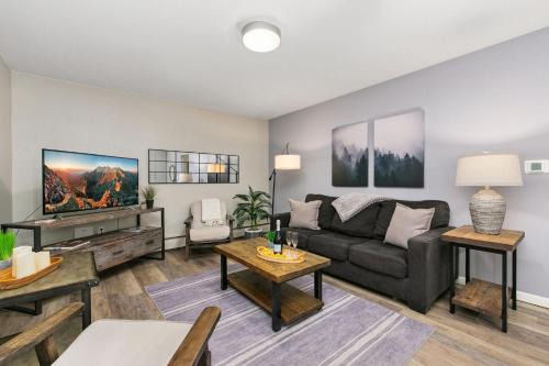 Old Town Apartment | Breathtaking Condo in the Heart of Old Town