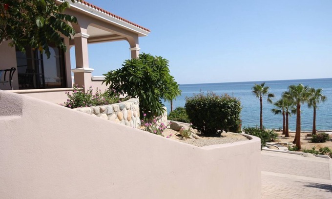 Los Barriles House | Breathtaking! Luxury 1 Bed/2 Bath Beach Home, Panoramic Deck View, Beach Front