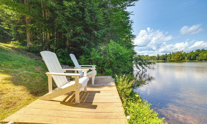 Newbury Cottage | Breathtaking Newbury Cottage w/Deck on Chalk Pond