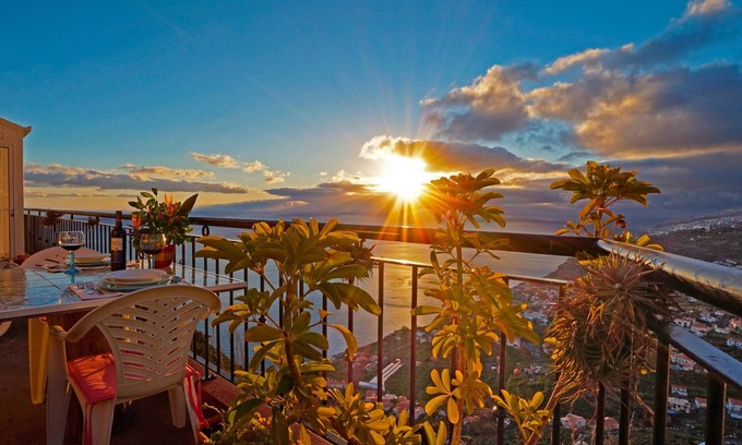 Calheta Villa | Breathtaking Views Holiday House with Heat and or Air conditioning System