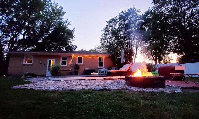 Saint Joseph House | Breezy Pad, Close to the Lake, with Hot Tub