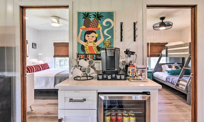 Surfside Beach Cottage | Breezy Surfside Beach Home w/Deck: Walk to Beach