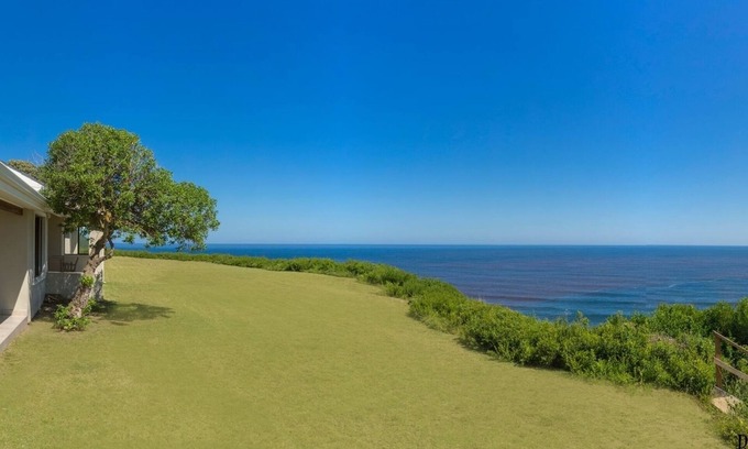 Brenton-on-Sea Villa | Brenton Breakers Self-Catering Accommodation
