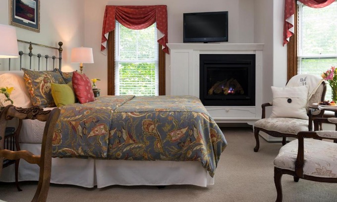Freeport Bed & Breakfast | Brewster House Bed & Breakfast