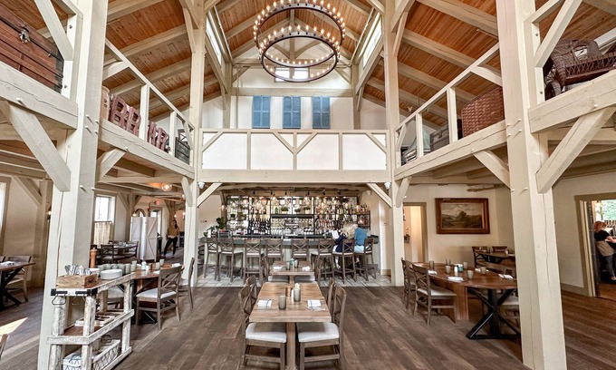 Rowley Hotel | Briar Barn Inn