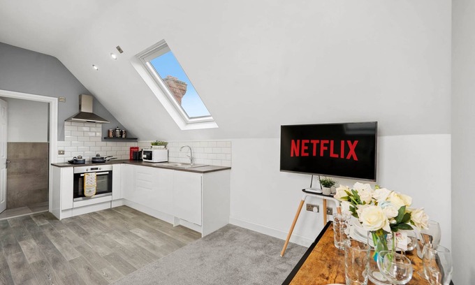 Maidstone Apartment | BridgeCity Central Maidstone Spacious 1 Bed Flat