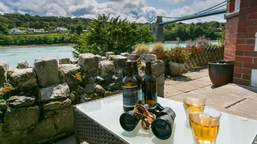 Bangor House | Brig y Don Menai