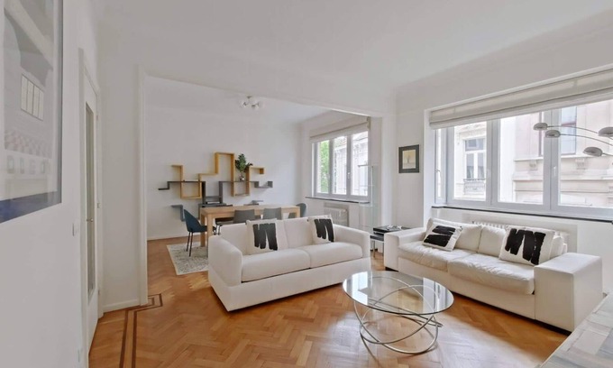 Postel Apartment | Bright 1BR flat in Saint-Gilles