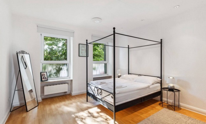 Weissensee Apartment | Bright 3-room apartment near Prenzlauer Berg